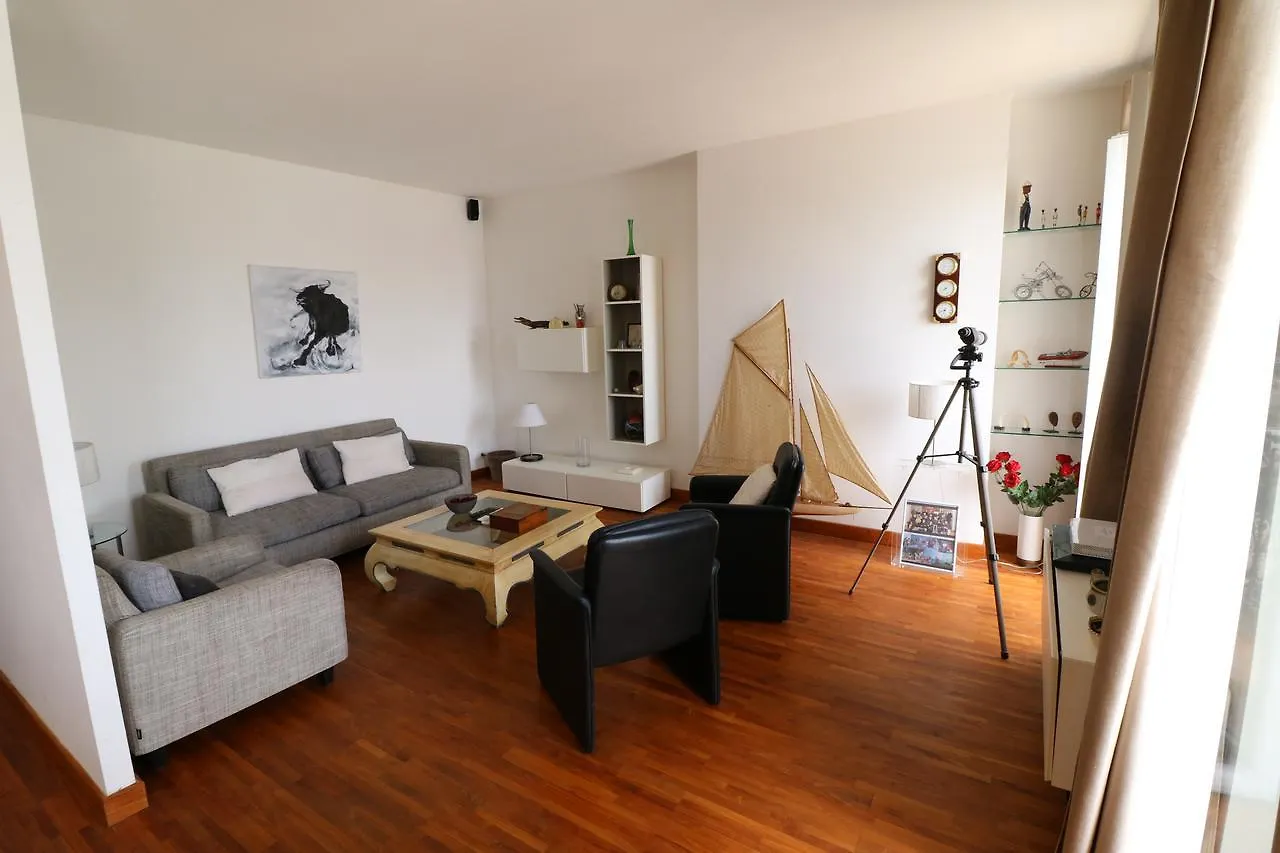 Luxury 1 bedroom Quai St Pierre 2 mins from the Palais&Croisette 269 Cannes