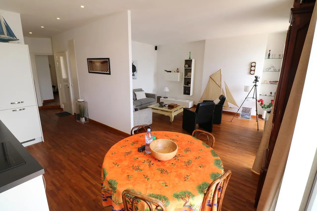Luxury 1 bedroom Quai St Pierre 2 mins from the Palais&Croisette 269 Cannes Appartement
